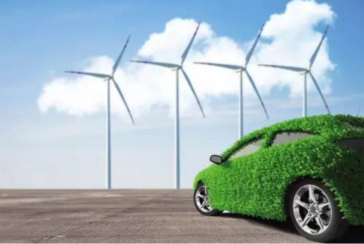 适应新能源车创新升级——专属保险为消费者提供优质保障
