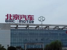 小米越热闹，北汽越落寞